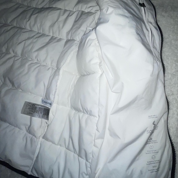 Beautiful never worn mens Calvin Klein jacket (white) size XL jacket - Picture 7 of 11